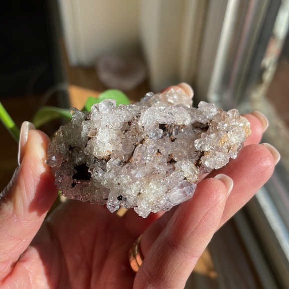 Highly complex lavender pink Quartz amethyst cluster with hematite! - Picture 3 of 7